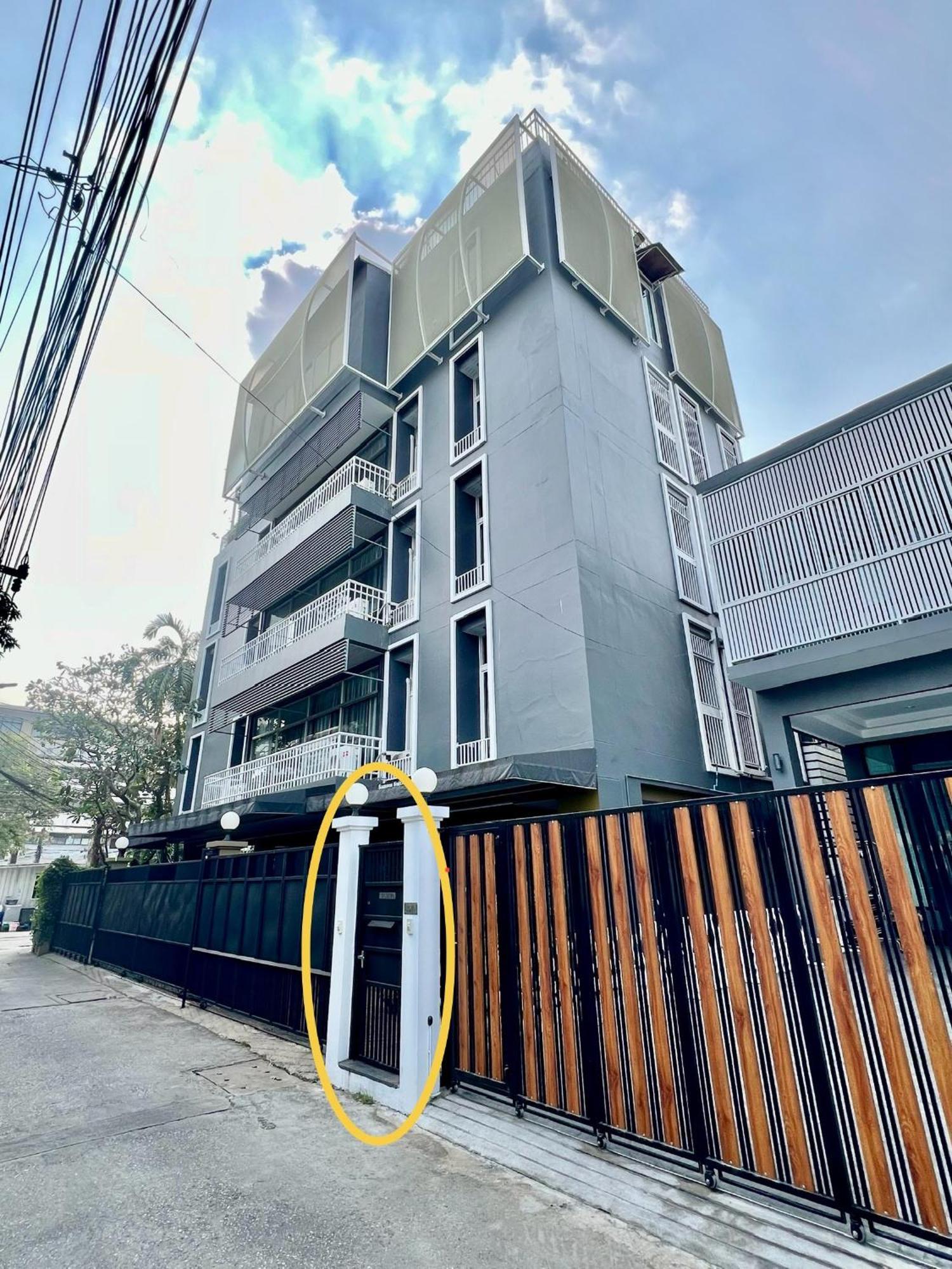Samsen Suites Spacious 2Br Contemporary Thai Style Bangkok Ngoại thất bức ảnh