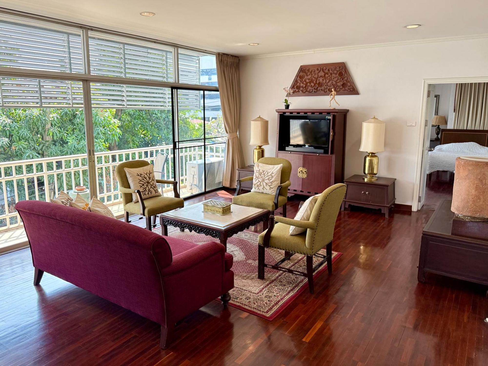 Samsen Suites Spacious 2Br Contemporary Thai Style Bangkok Ngoại thất bức ảnh