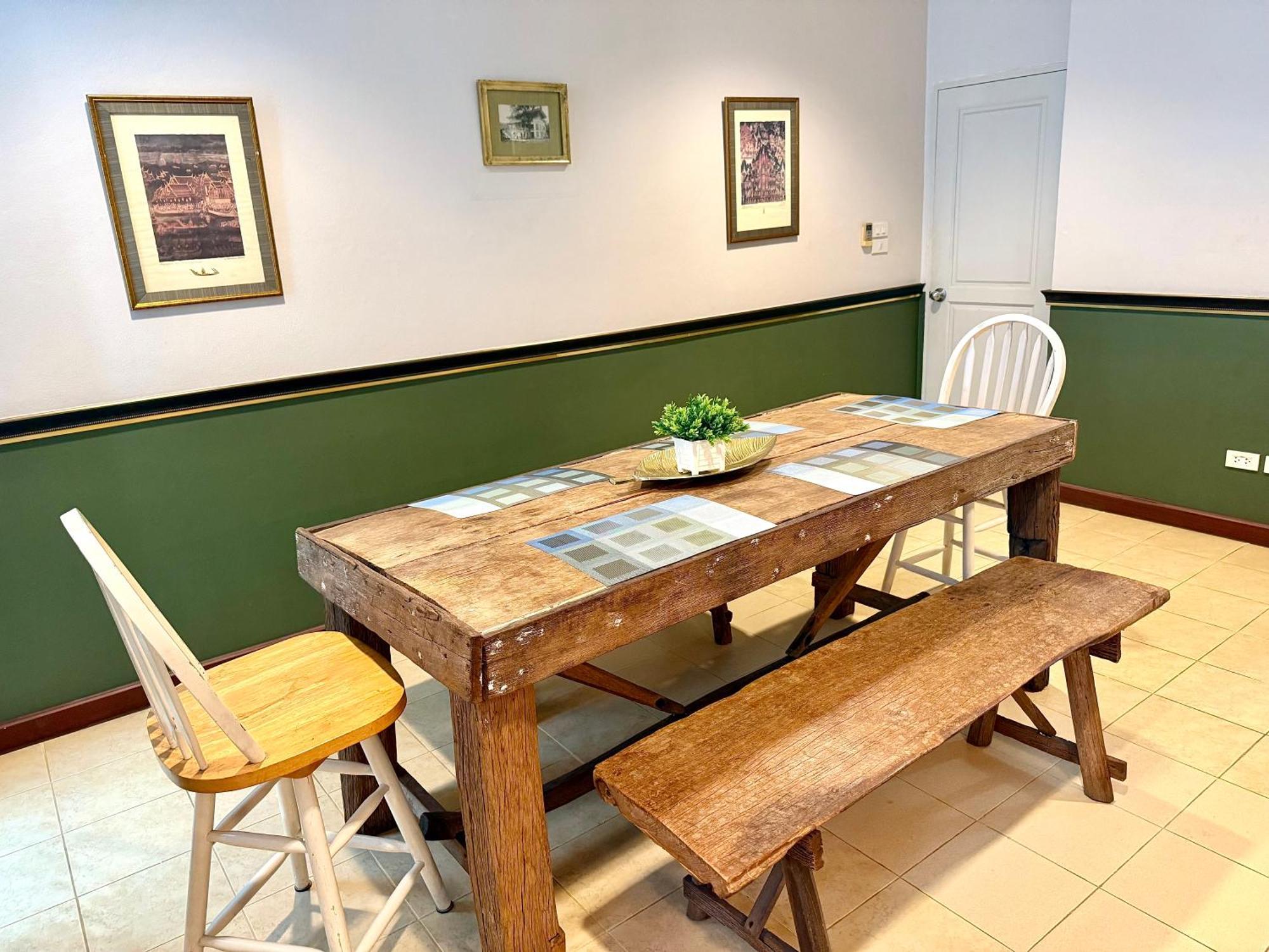 Samsen Suites Spacious 2Br Contemporary Thai Style Bangkok Ngoại thất bức ảnh