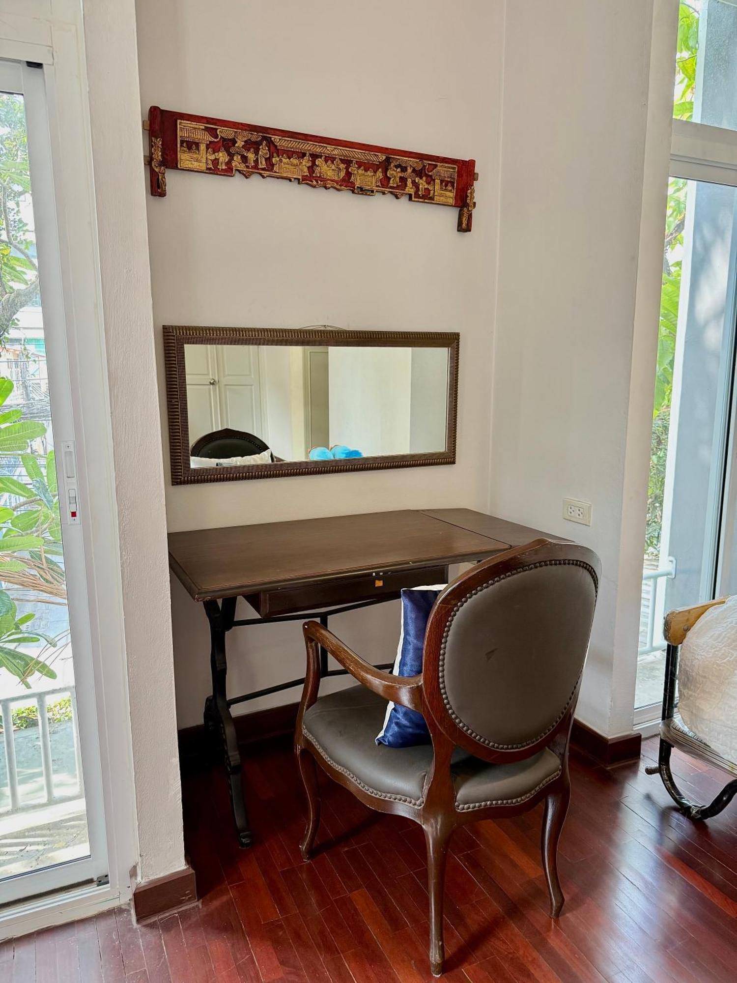 Samsen Suites Spacious 2Br Contemporary Thai Style Bangkok Ngoại thất bức ảnh